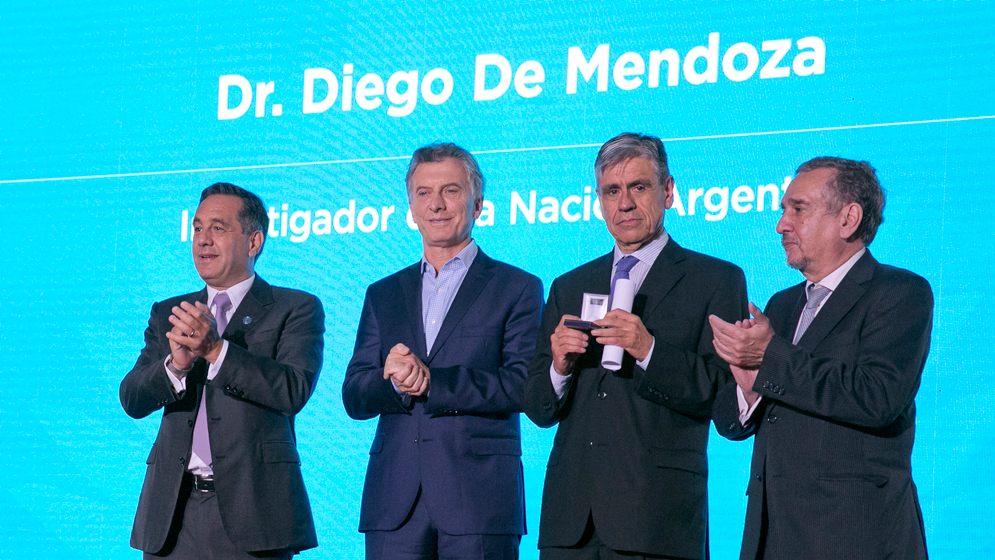 Diego de Mendoza fue distinguido como Investigador de la Nación Argentina